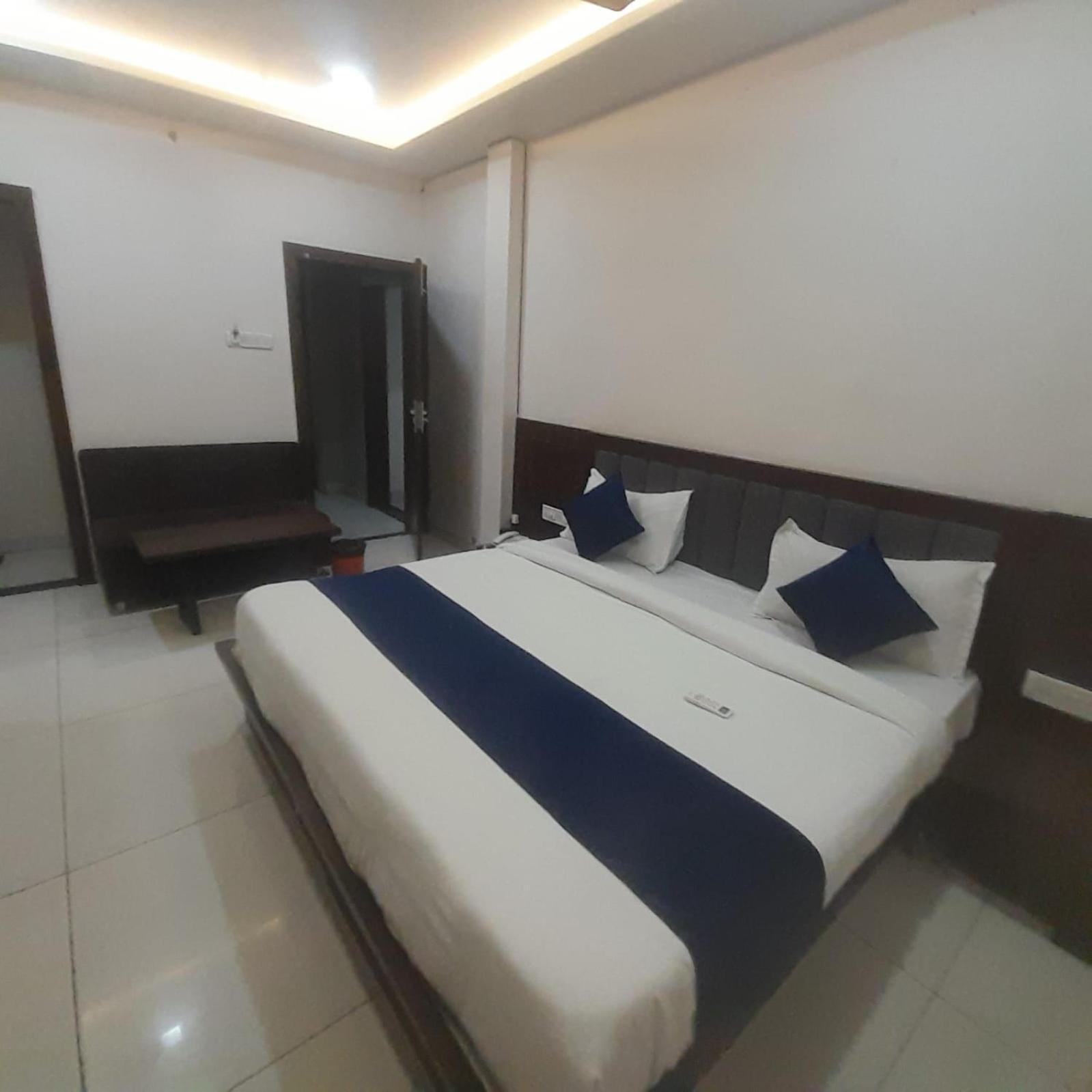 Coral 2* Indore