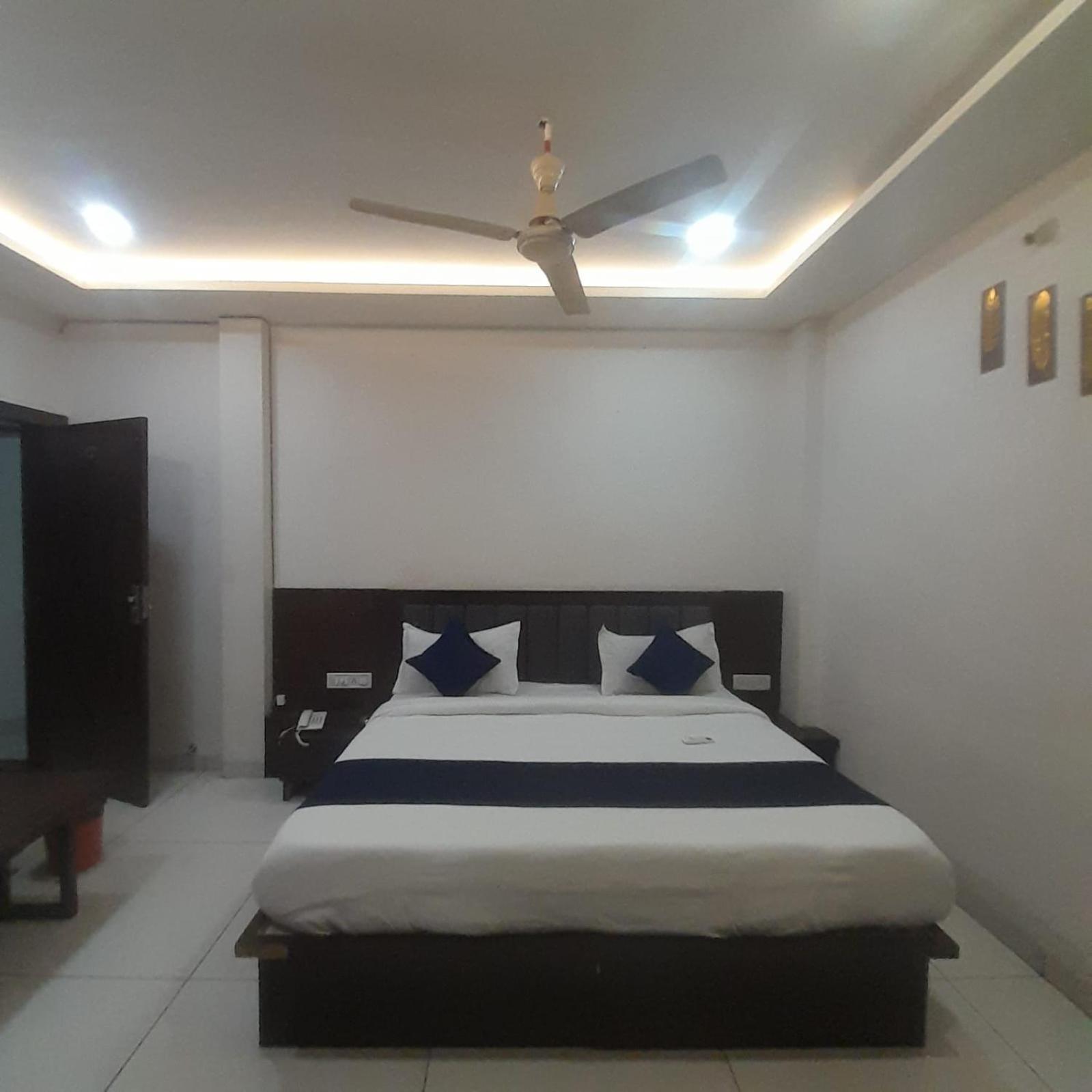 Coral Hotel